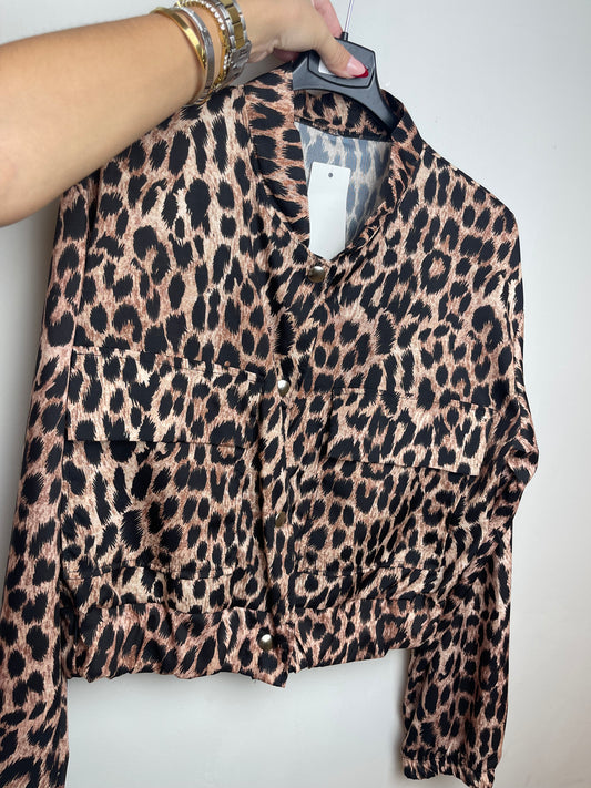 Camisa bomber leopardo