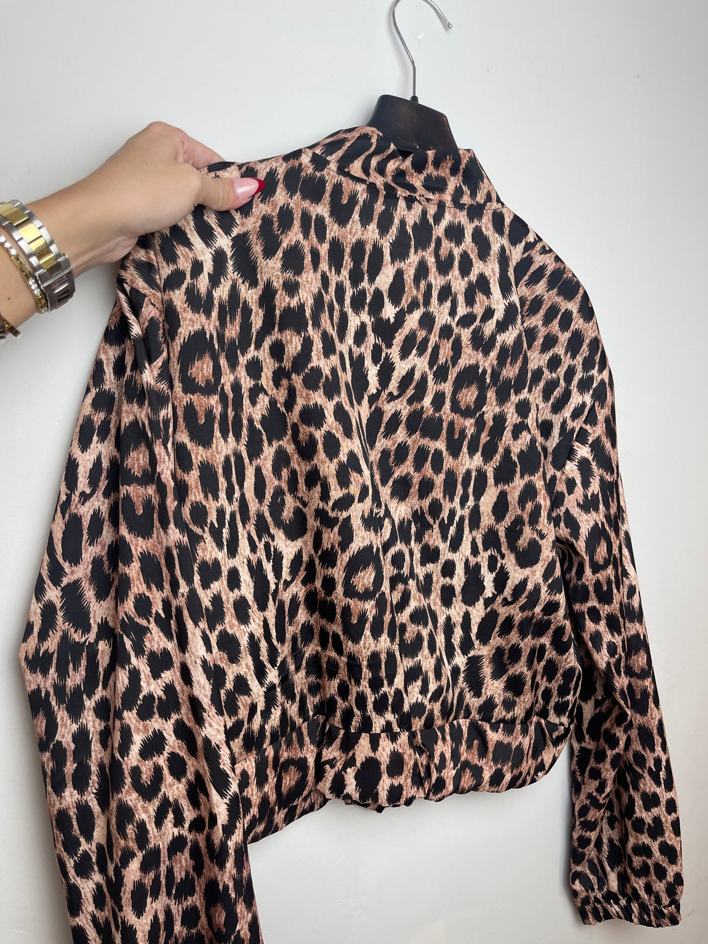 Camisa bomber leopardo